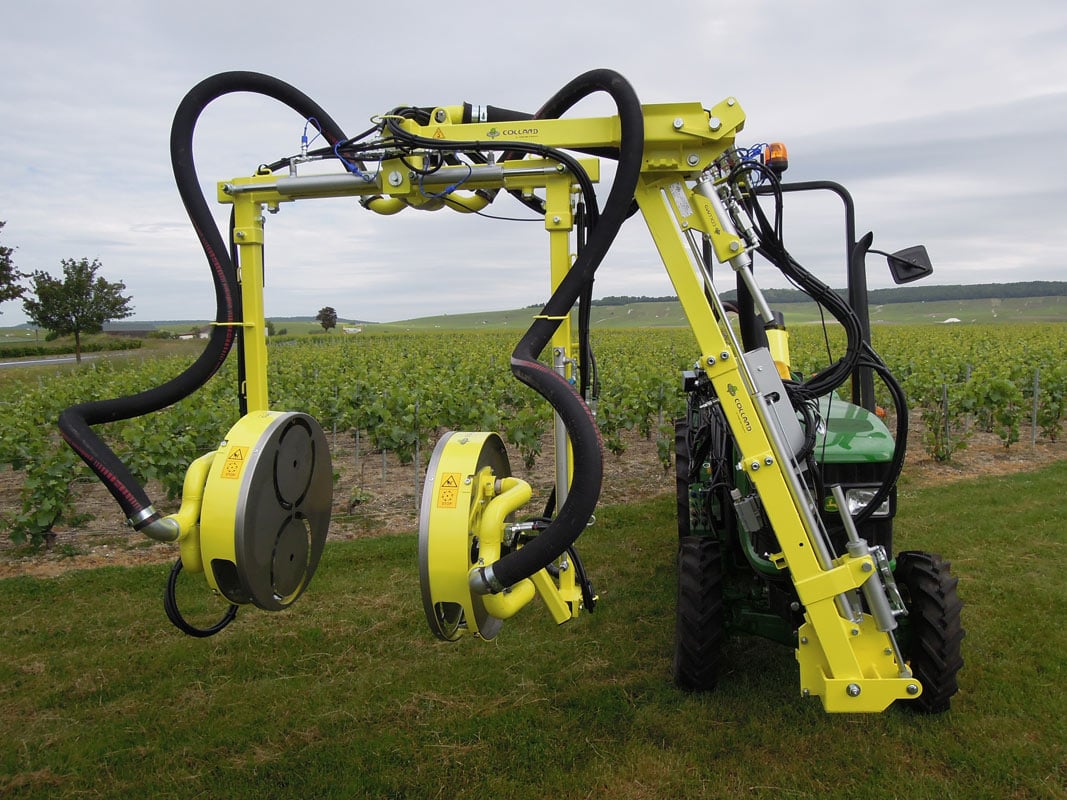 A photo of a leaf remover