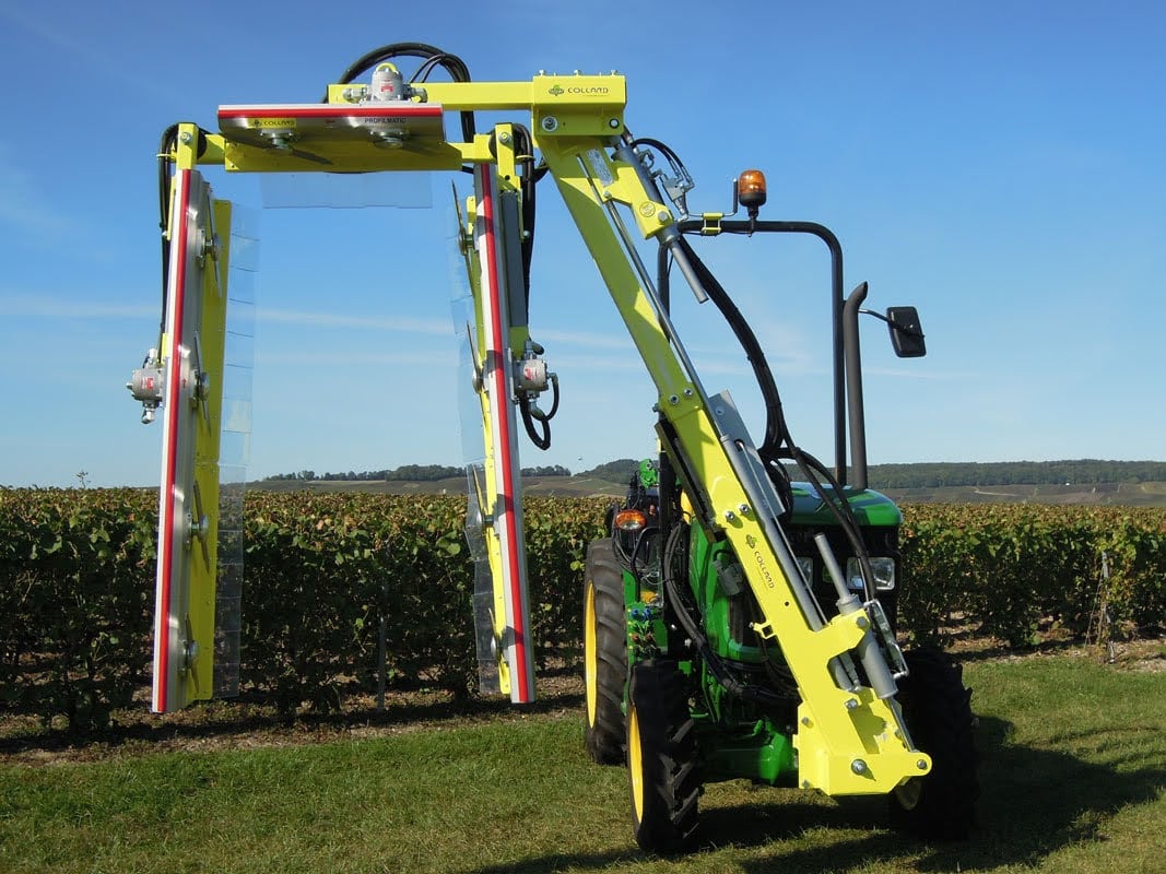 A photo of a Collard trimmer